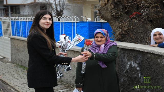 Belediye, Kadınlar Gününde Kadınları Unutmadı