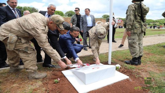 33 asker törenle anıldı