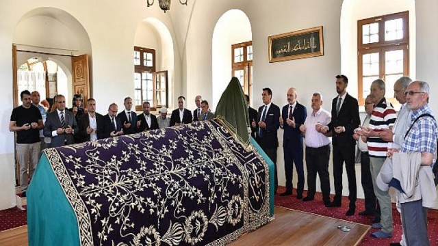 Sultan Murad, Kosova’da kabri başında anıldı