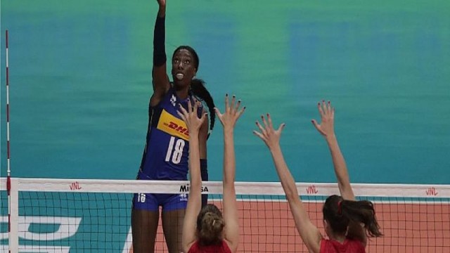 VakıfBank’ın son transferi dünya yıldızı Paola Egonu