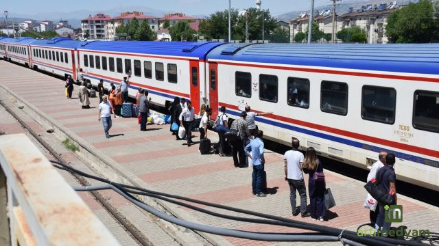 Artan Fiyatlar Nedeniyle Trene Rağbet