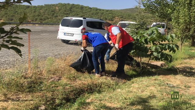 Solhan Gençlik Merkezi, çevre temizliği yaptı